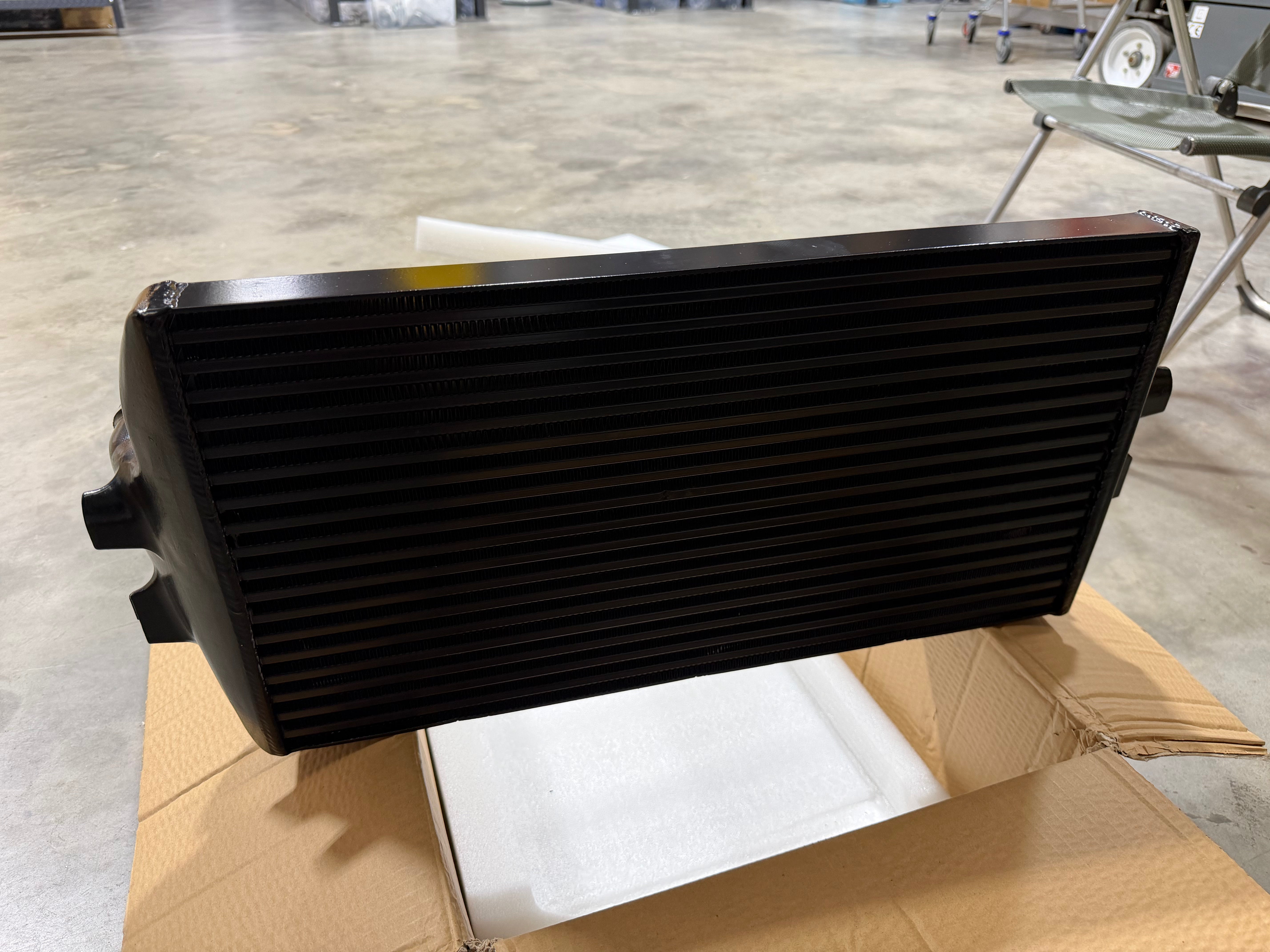 OUTLET DAMAGED BMW 518D 520D 525D 530D Intercooler F07 F10 F11