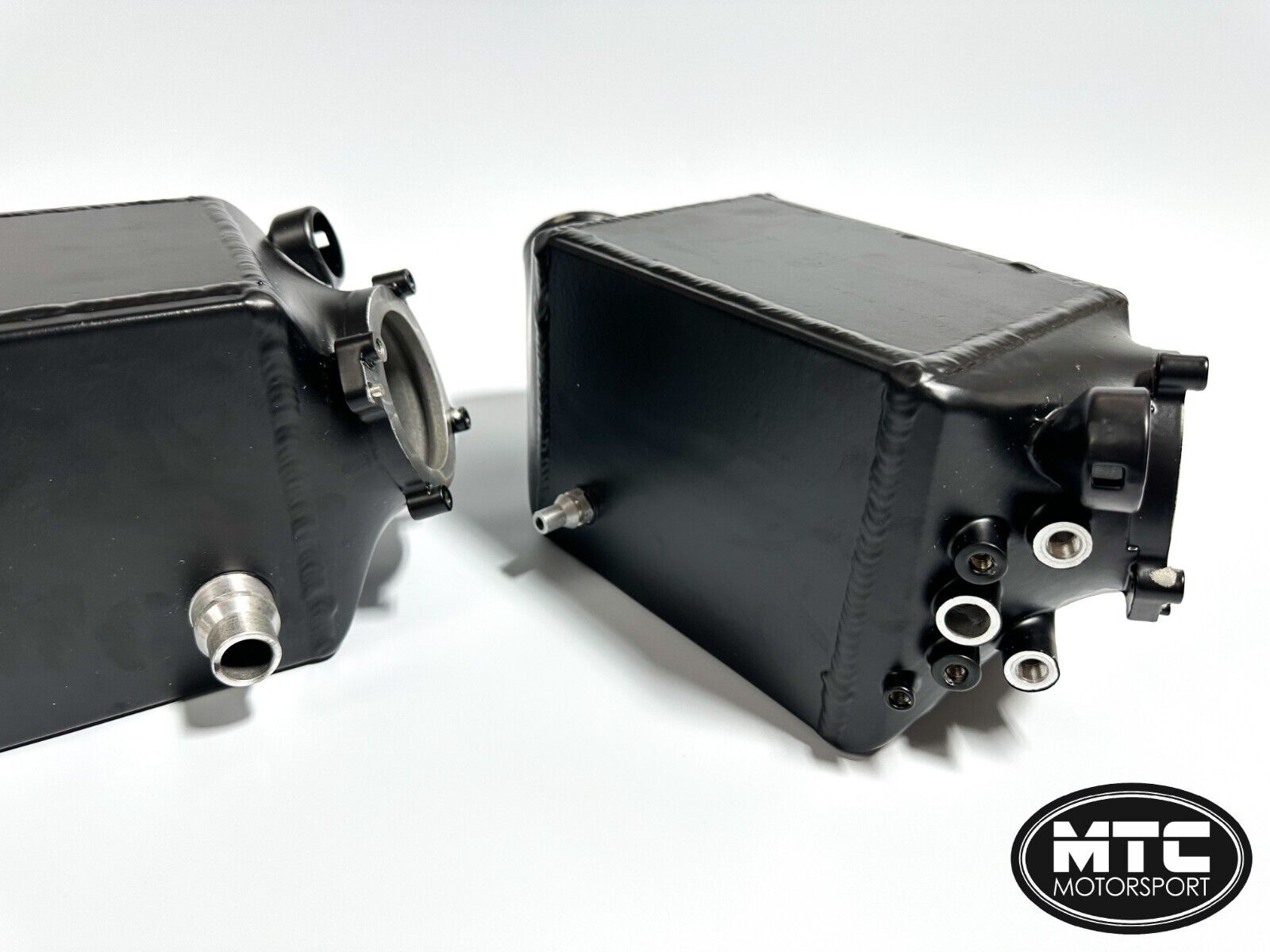 BMW M5 M6 Twin Charge Air Coolers With AN Fittings For Methanol | Alloy Chargecooler F10 F12 | MTC Motorsport