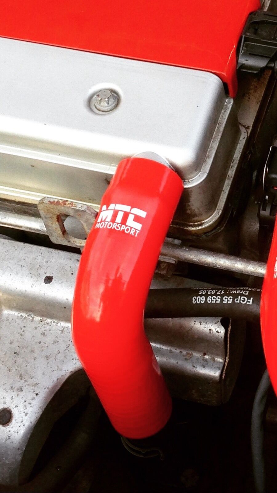 Astra VXR GSI Silicone Breather Hose Z20LET Z20LEH Red | MTC Motorsport