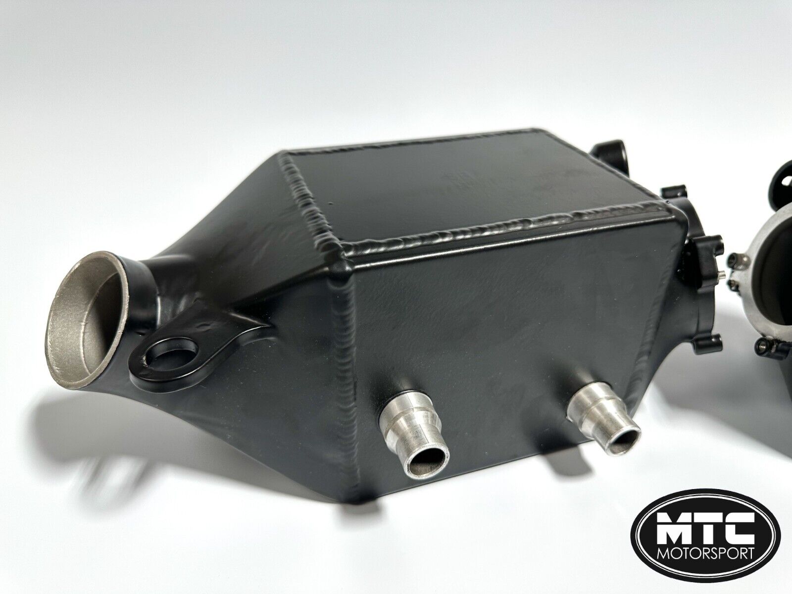 BMW M5 M6 Twin Charge Air Coolers With AN Fittings For Methanol | Alloy Chargecooler F10 F12 | MTC Motorsport