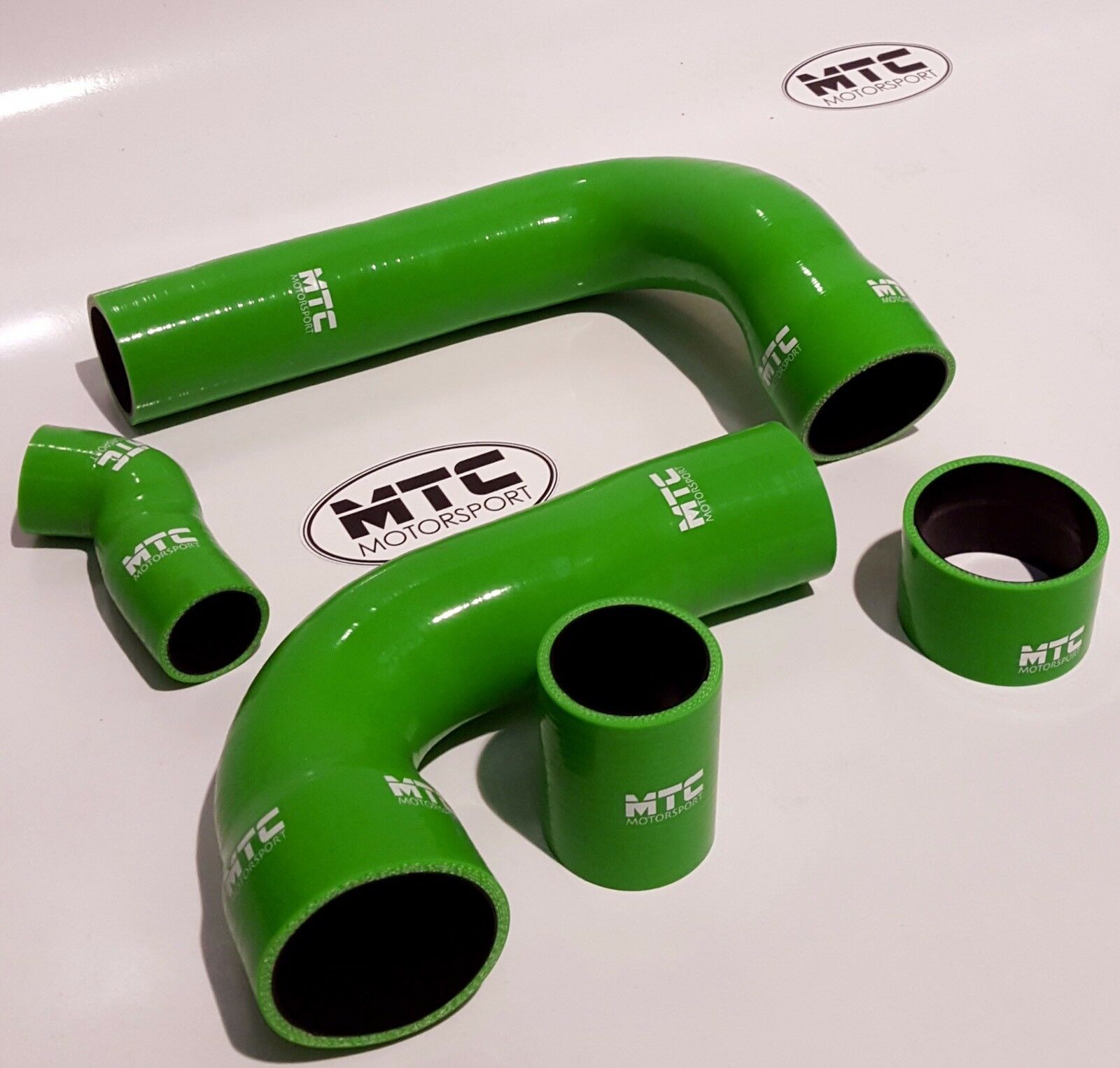 Ford Focus RS MK2 Turbo Boost Hoses Green | MTC Motorsport
