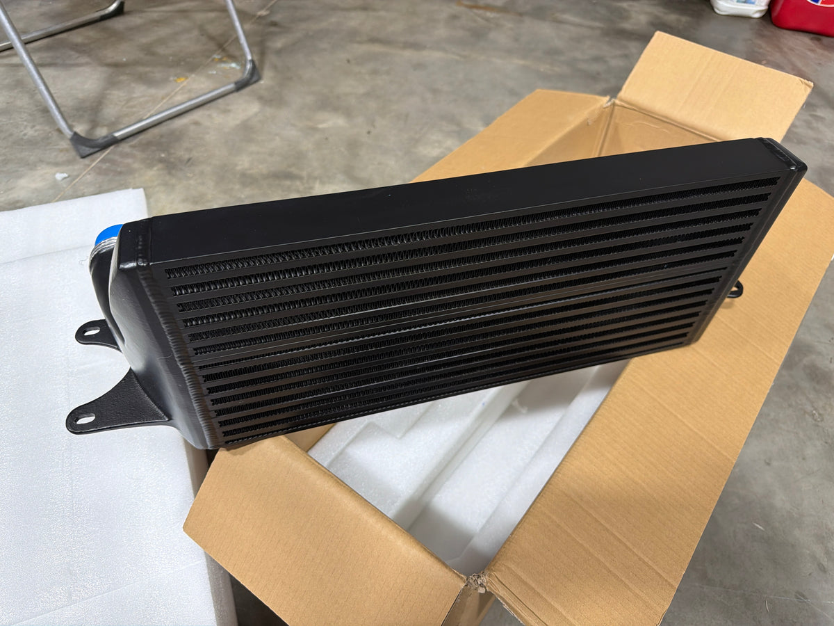 OUTLET DAMAGED BMW 535D Intercooler E60 Black