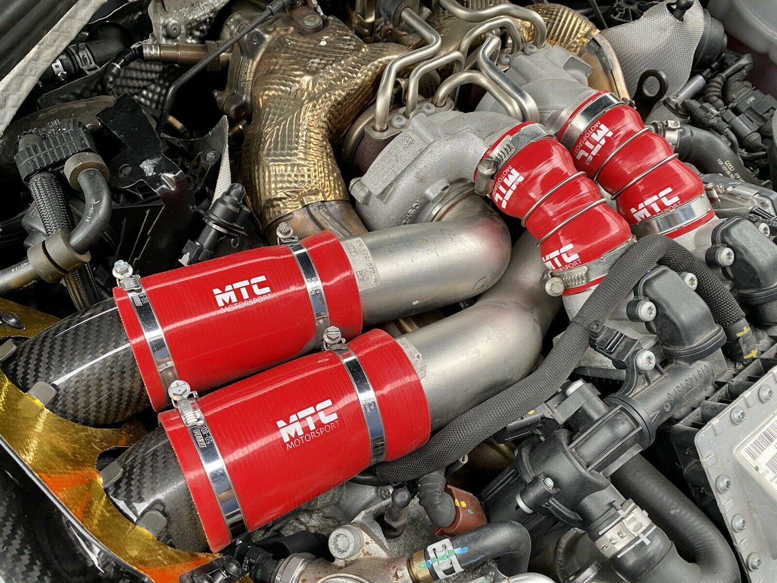 Audi RS6 RS7 S8 C7 Boost Hoses Turbos to Chargecooler Black | MTC Motorsport